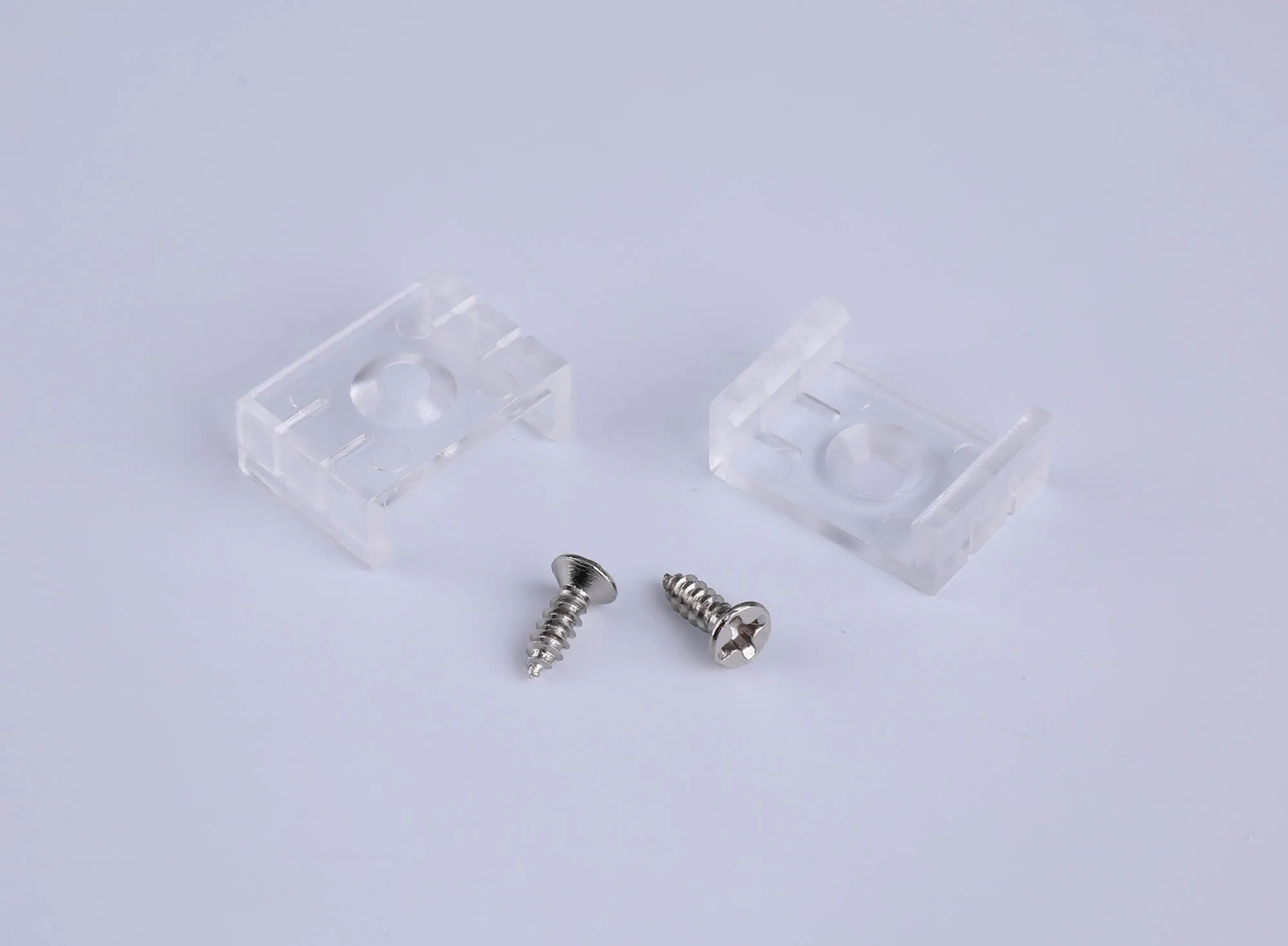 Tiras 2m, 17 x 15.3mm White Aluminium Profile With Diffuser And Accessories M7392  Mantra Fusion Tiras LED Profile